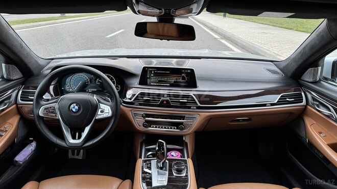BMW 740 2016, 119,000 km - 3.0 l - Bakı