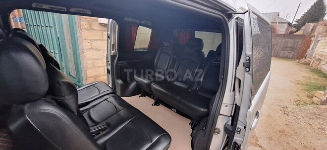 Mercedes Viano-16
