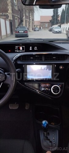 Toyota Aqua 2019, 125,000 km - 1.5 l - Gəncə