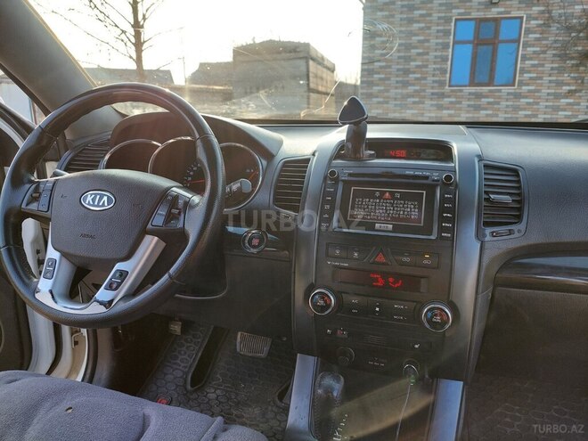 Kia Sorento 2011, 280,000 km - 2.0 l - Ağcabədi