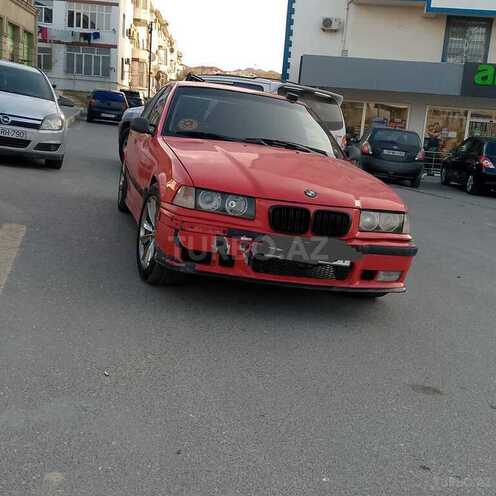 BMW 320 1992, 220,000 km - 2.0 l - Bakı