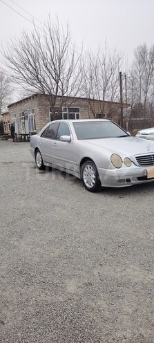 Mercedes E 280 2000, 401,000 km - 2.8 l - Bərdə