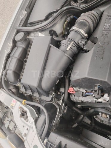 Mercedes E 280 2000, 401,000 km - 2.8 l - Bərdə