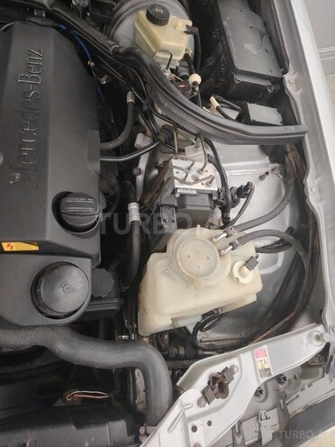 Mercedes E 280 2000, 401,000 km - 2.8 l - Bərdə