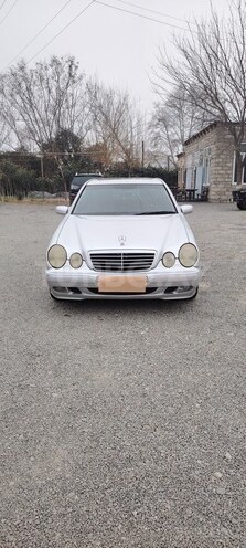 Mercedes E 280 2000, 401,000 km - 2.8 l - Bərdə