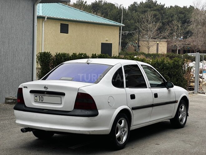 Opel Vectra 1997, 286,000 km - 2.0 l - Bakı