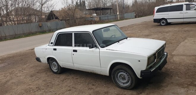 LADA (VAZ) 2107 2007, 90,000 km - 1.6 l - Saatlı