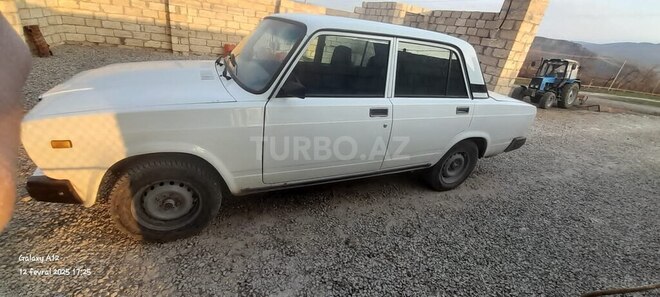 LADA (VAZ) 2107 2009, 80,000 km - 1.6 l - Qobustan