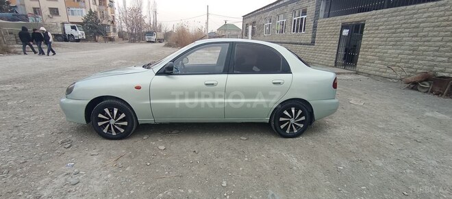 Daewoo Lanos 2010, 302,857 km - 1.3 л - Yevlax