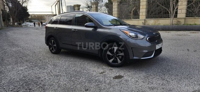 Kia Niro 2017, 97,600 km - 1.6 л - Bakı