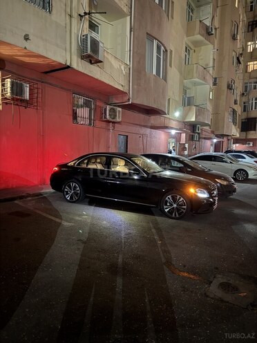 Mercedes C 300 4MATIC 2015, 175,000 km - 2.0 l - Bakı