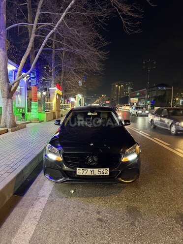 Mercedes C 300 4MATIC 2015, 175,000 km - 2.0 l - Bakı