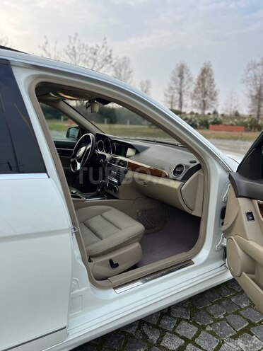 Mercedes C 250-10