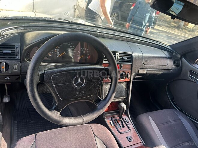 Mercedes C 200 2000, 457,000 km - 2.0 l - Bakı