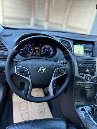 Hyundai Grandeur 2015, 190,000 km - 2.2 л - Bakı