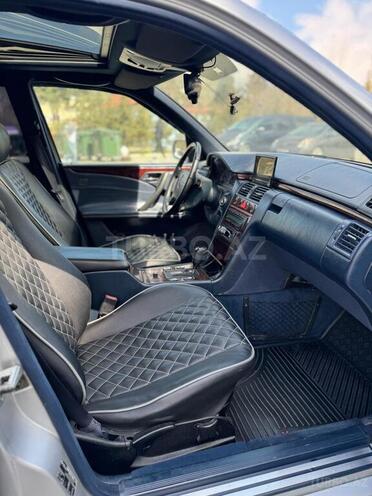 Mercedes E 230 1995, 430,000 km - 2.3 l - Bakı