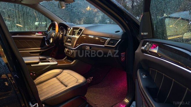 Mercedes GL 400 4MATIC 2014, 78,500 km - 3.0 l - Bakı