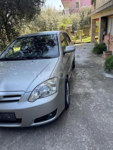 Toyota Corolla 2007, 206,000 km - 1.4 l - Bakı