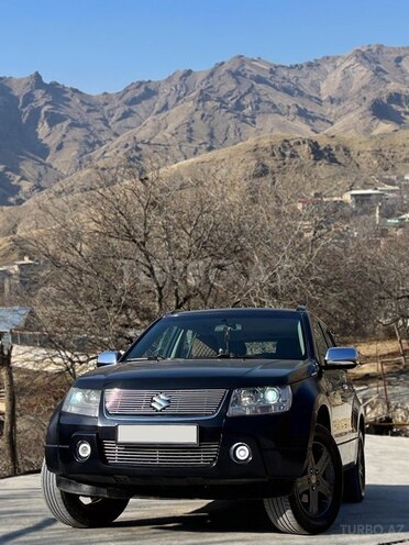 Suzuki Grand Vitara 2007, 215,676 km - 2.7 л - Ordubad