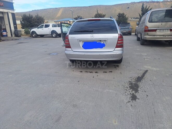 Mercedes C 220 d 2005, 370,000 km - 2.2 л - Bakı