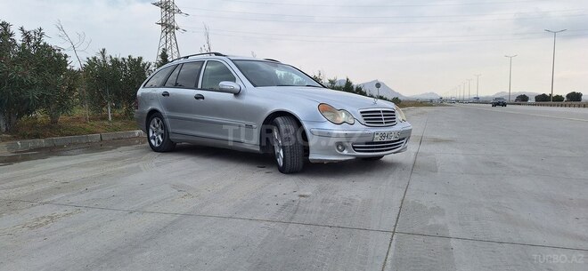 Mercedes C 220 d 2005, 370,000 km - 2.2 л - Bakı