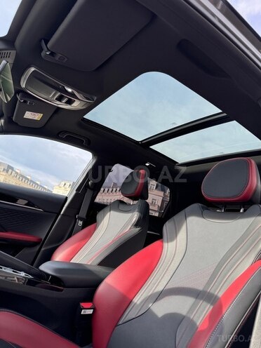 Geely Coolray-9