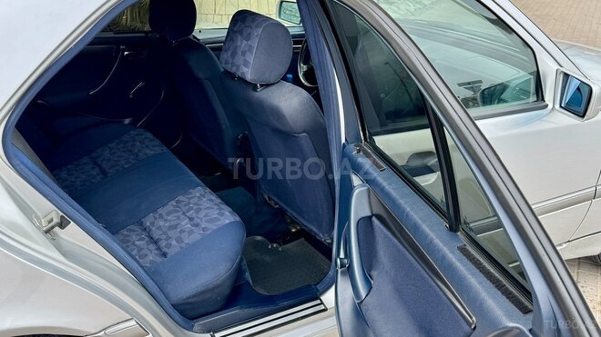 Mercedes C 220 d 1999, 420,000 km - 2.2 l - Bakı