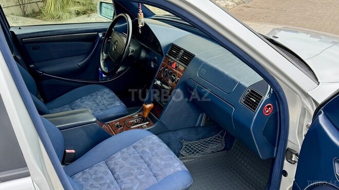 Mercedes C 220 d 1999, 420,000 km - 2.2 l - Bakı