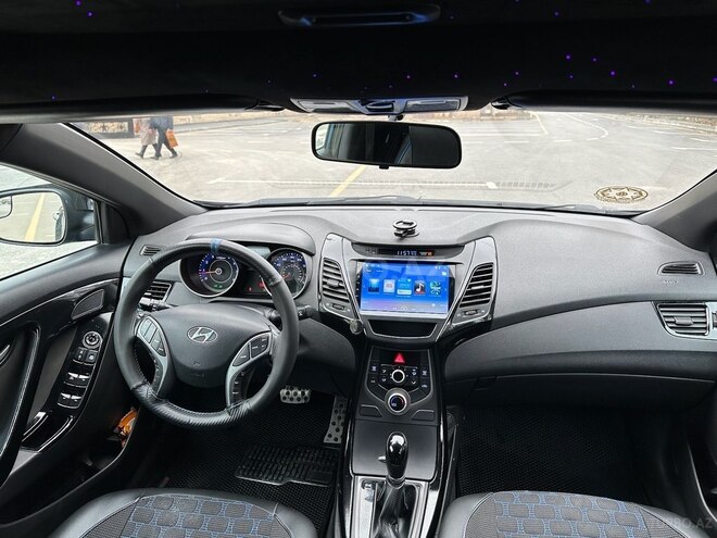 Hyundai Elantra 2014, 215,652 km - 1.8 l - Şirvan