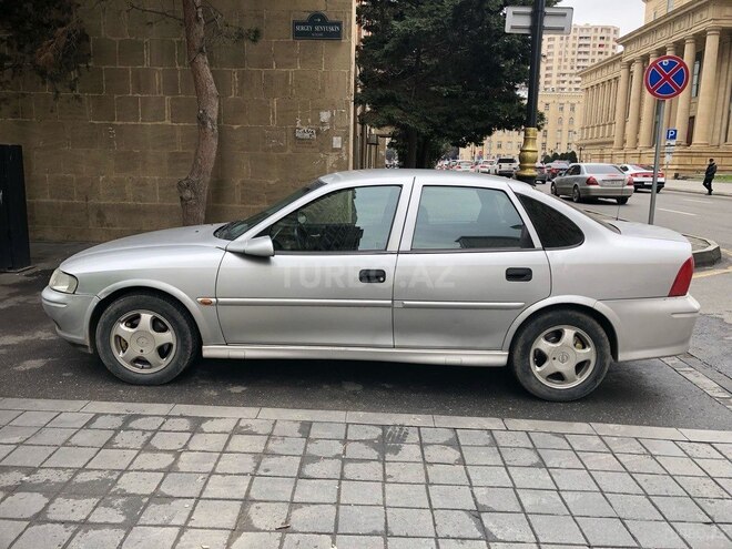 Opel Vectra 1999, 370,000 km - 1.6 l - Bakı