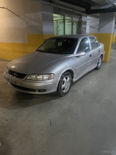 Opel Vectra 1999, 370,000 km - 1.6 l - Bakı