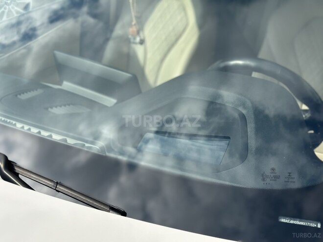 BMW 530-11