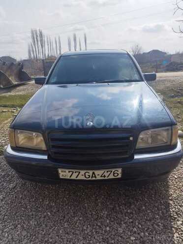 Mercedes C 240 1997, 519,302 km - 2.4 l - Quba