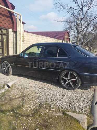 Mercedes C 240 1997, 519,302 km - 2.4 l - Quba