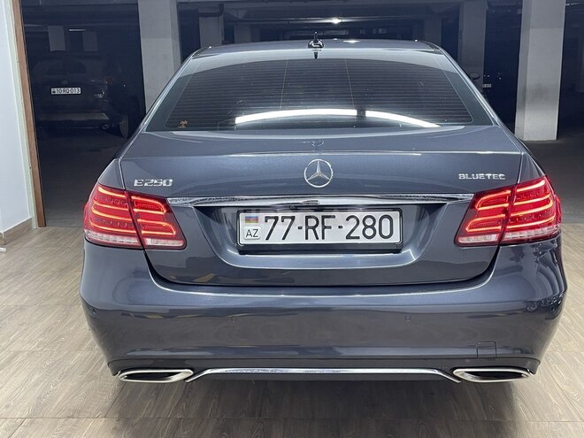 Mercedes E 220 d 2015, 182,500 km - 2.2 л - Bakı