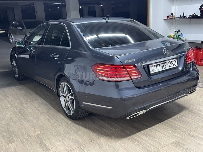 Mercedes E 220 d 2015, 182,500 km - 2.2 л - Bakı