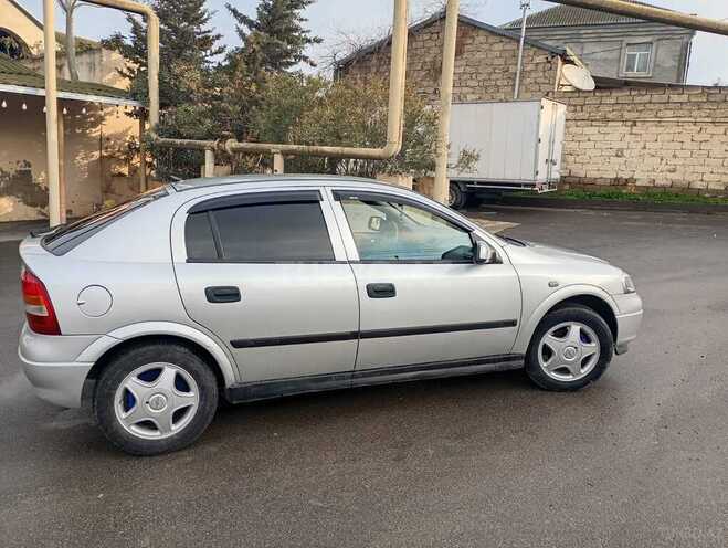 Opel Astra 2001, 237,000 km - 1.6 l - Bakı