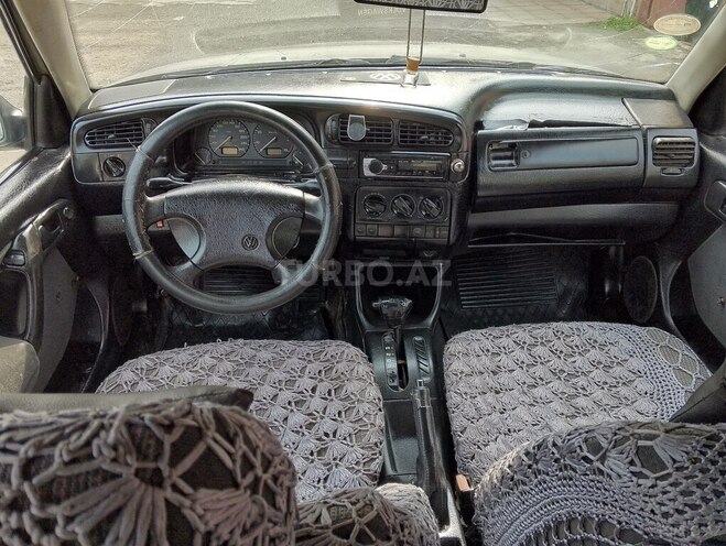Volkswagen Vento 1993, 345,621 km - 2.0 l - Bakı