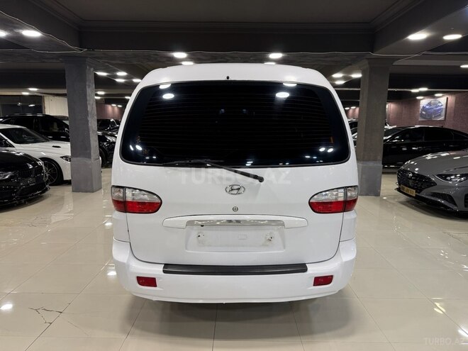 Hyundai H-1-4