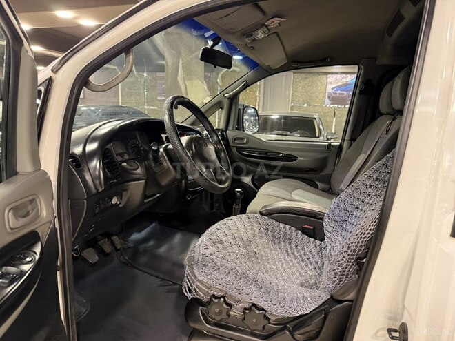 Hyundai H-1-9