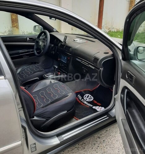 Volkswagen Passat 2003, 250,000 km - 1.8 l - Bakı