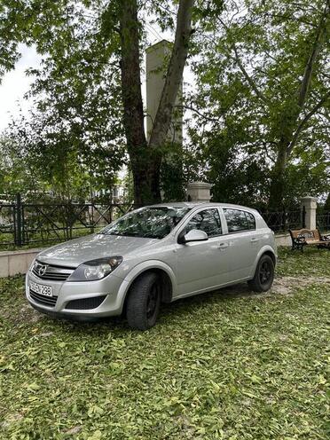 Opel Astra 2010, 180,000 km - 1.4 l - Bakı