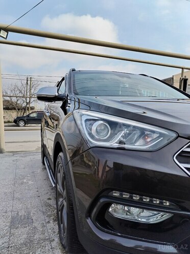 Hyundai Santa Fe-17