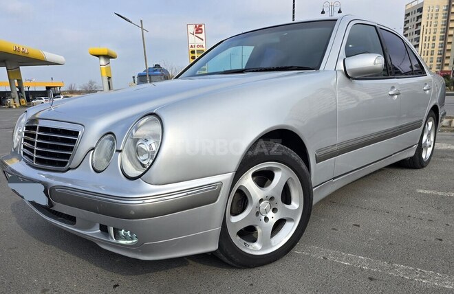 Mercedes E 270 2000, 348,000 km - 2.7 l - Bakı