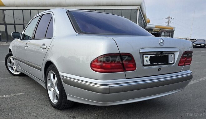 Mercedes E 270 2000, 348,000 km - 2.7 l - Bakı