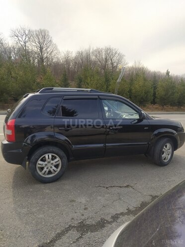 Hyundai Tucson 2007, 134,000 km - 2.0 l - Qusar