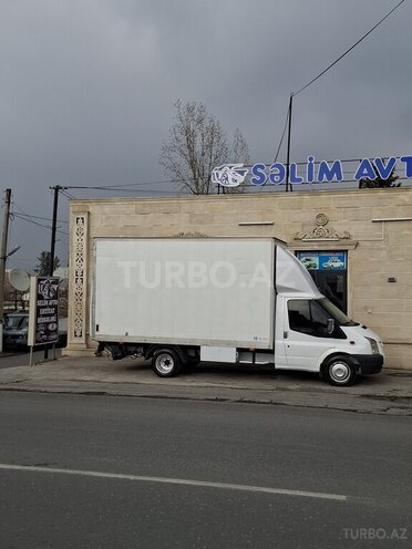 Ford Transit-2
