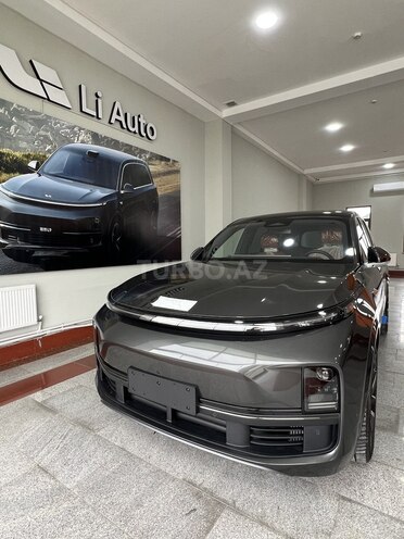 Li Auto L9-1
