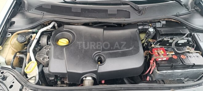 Renault Megane-13