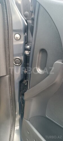 Renault Megane-11